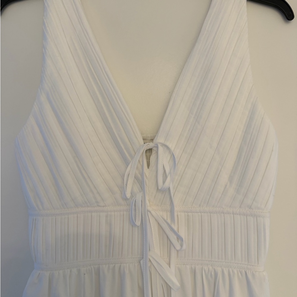 NWOT Moon River V neck tie front midi dress - Picture 6 of 12